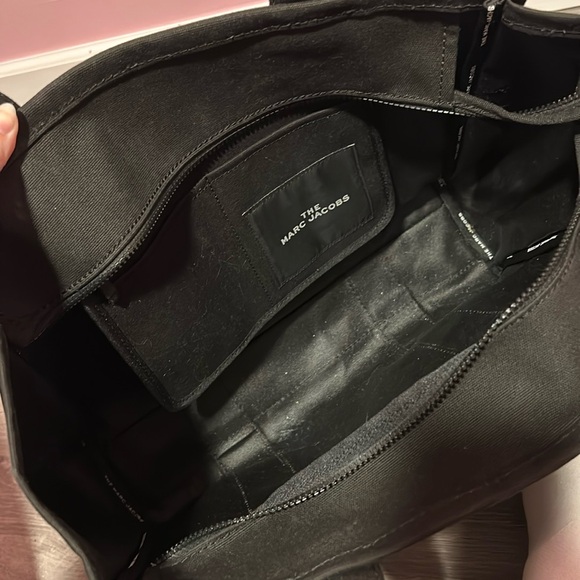Marc Jacobs The Tote Bag Large Size - Picture 5 of 12